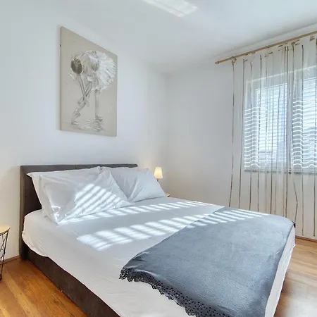 아파트 Gazic, No 3