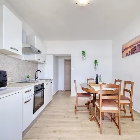 Apartment Gazic, No 3 Zadar