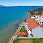 Gazic, No 3 Apartman