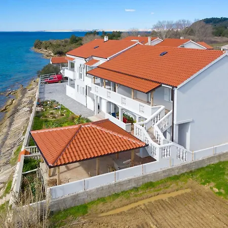 Apartament Gazic, No 3